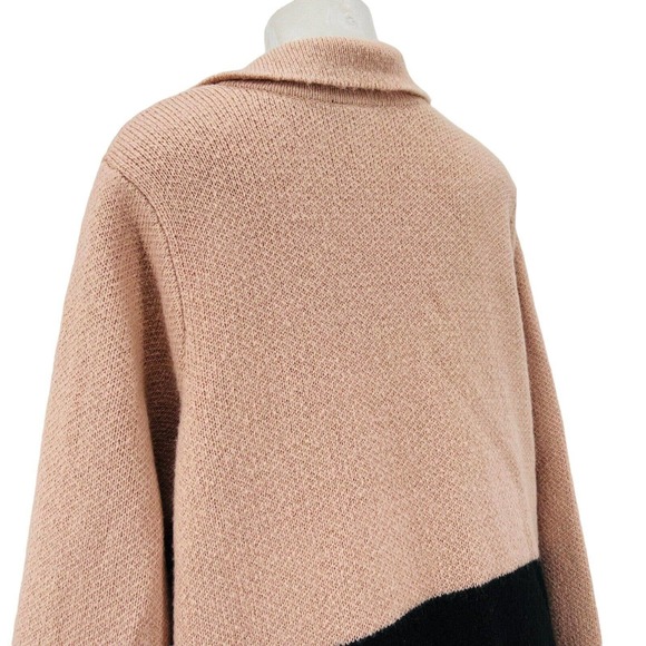 Torrid Women's Button Closure Pockets Long Black/Pink Sweater Size 2X - Picture 9 of 12